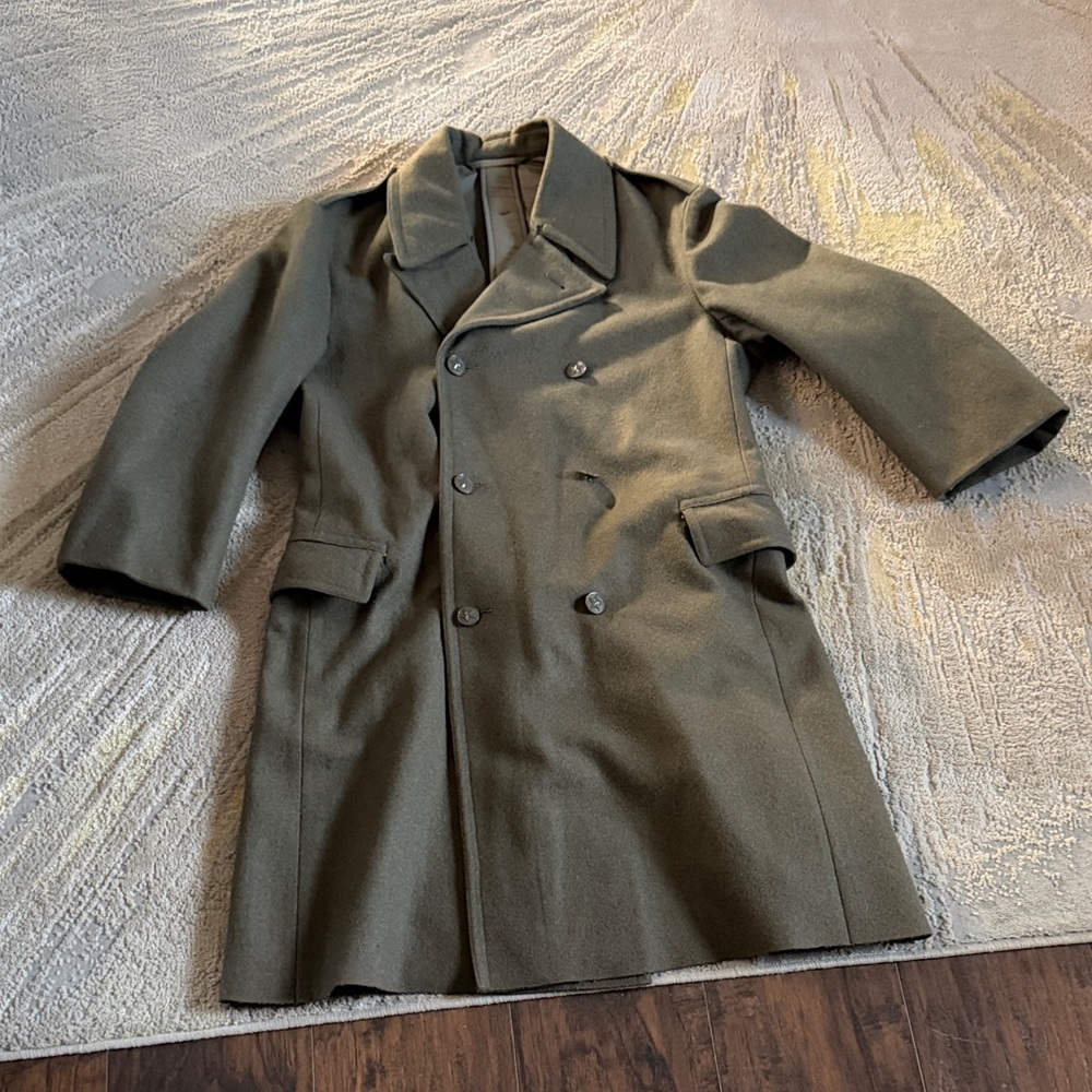 MINT Vintage 1969 Green Wool Army Trench Coat Overcoat Military Size 44